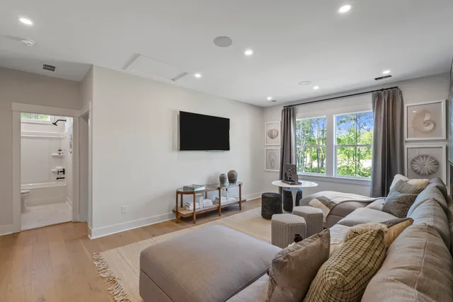 $969,000 | 1266 Harriman Lane, Charleston, SC 29492