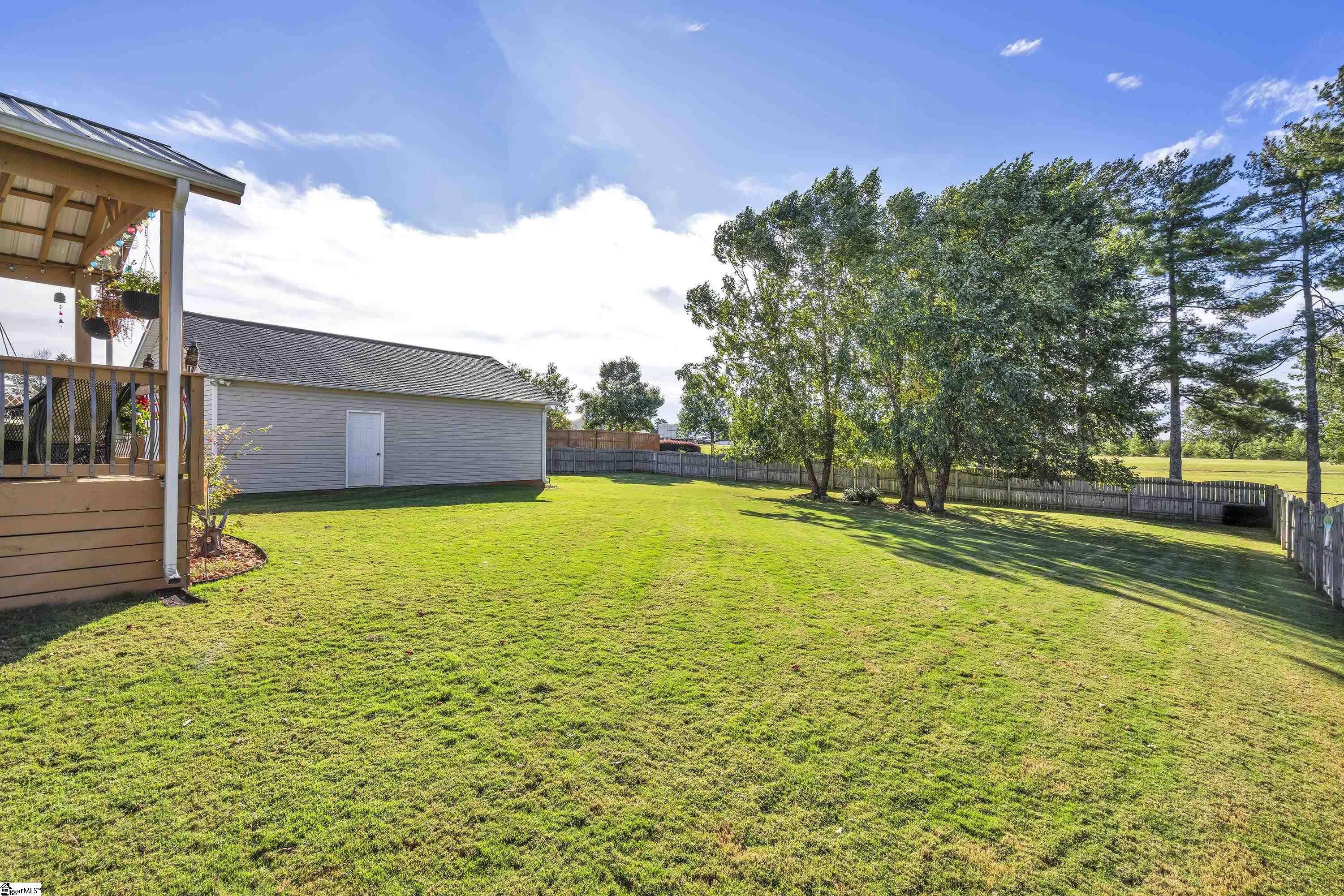 111 Castleton Circle Boiling Springs, SC 29316 - Photo 31 of 35