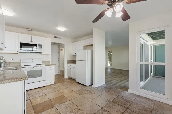 $349,000 | East Grand Avenue, Unit 105, Escondido, CA 92027