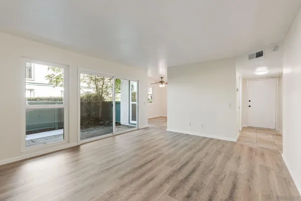 $349,000 | East Grand Avenue, Unit 105, Escondido, CA 92027