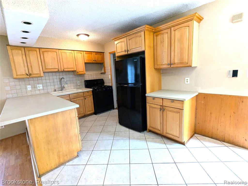 29467 Edward Drive Inkster, MI 48141 - Photo 5 of 31