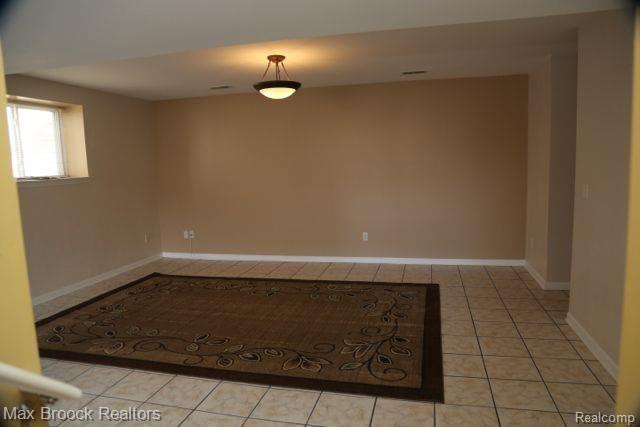 114 Eagle Ridge Road Lake Orion, MI 48360 - Photo 21 of 29 0C2A6682.jpg