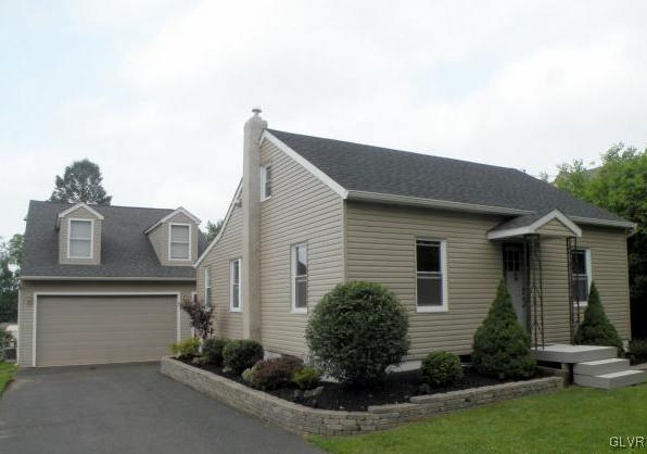 5273 Lanark Road Center Valley, PA 18034 - Photo 2 of 18 Gallery Image 2