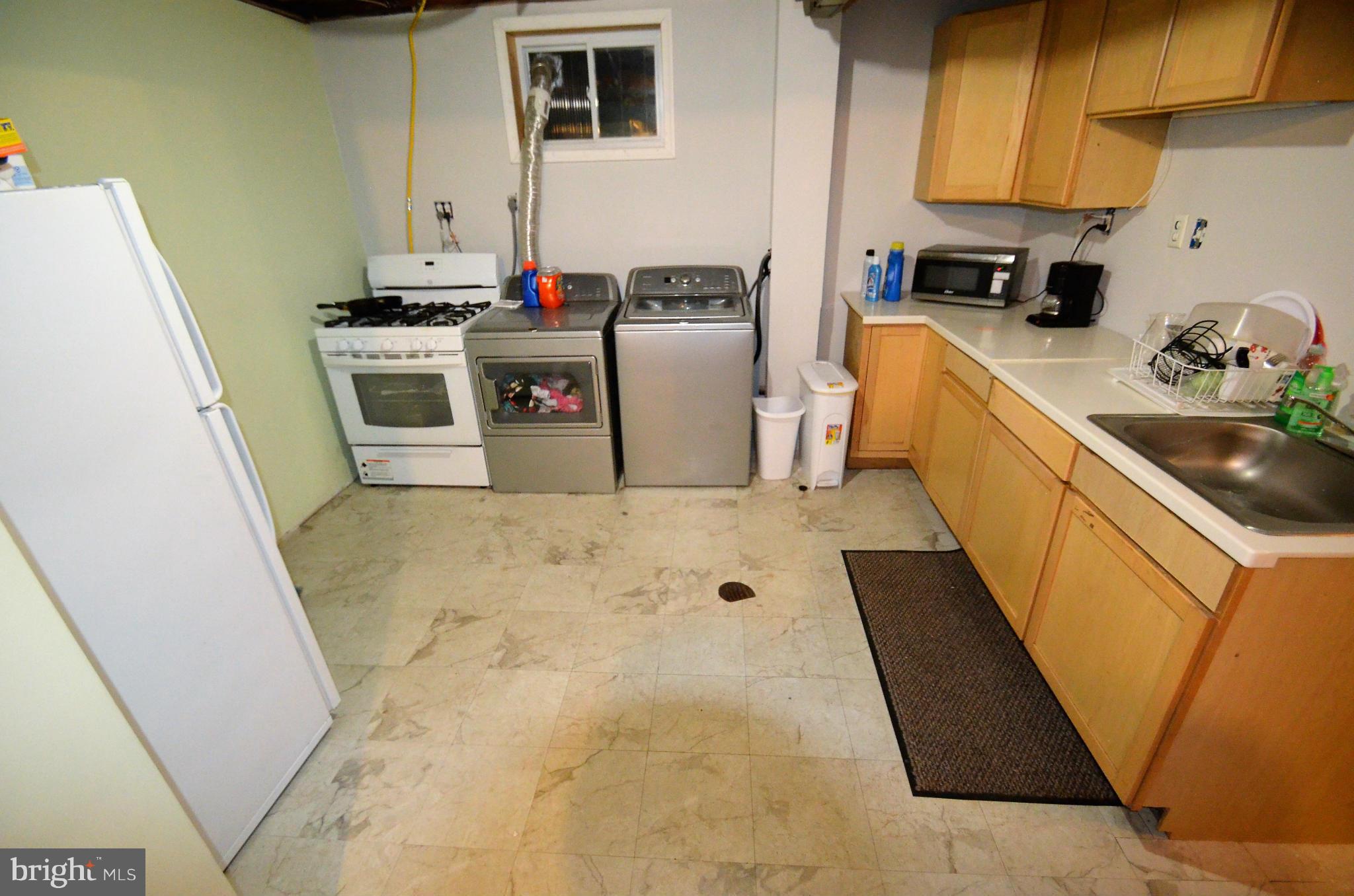 3600 Ralph Road Silver Spring, MD 20906 - Photo 13 of 30 Kitchen