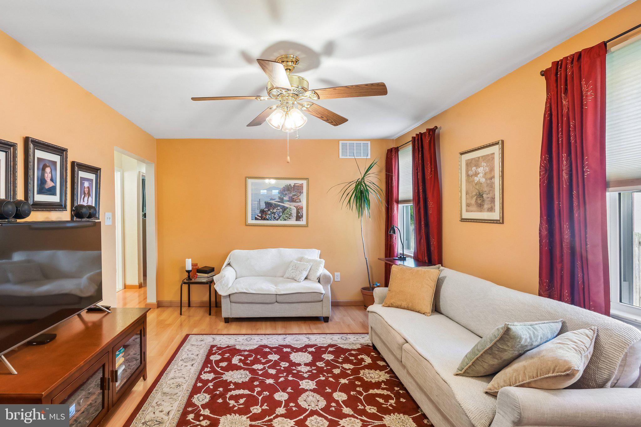 41 Edison Road Cherry Hill, NJ 08034 - Photo 7 of 26 Gallery Image 7