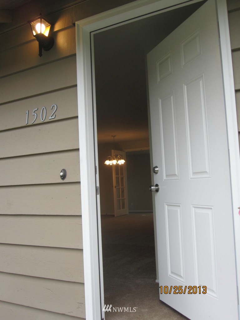 1502 Bonney Avenue Sumner, WA 98390 - Photo 2 of 23