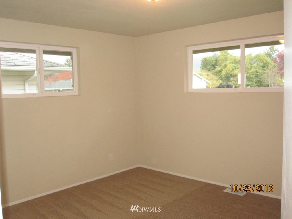 1502 Bonney Avenue Sumner, WA 98390 - Photo 15 of 23