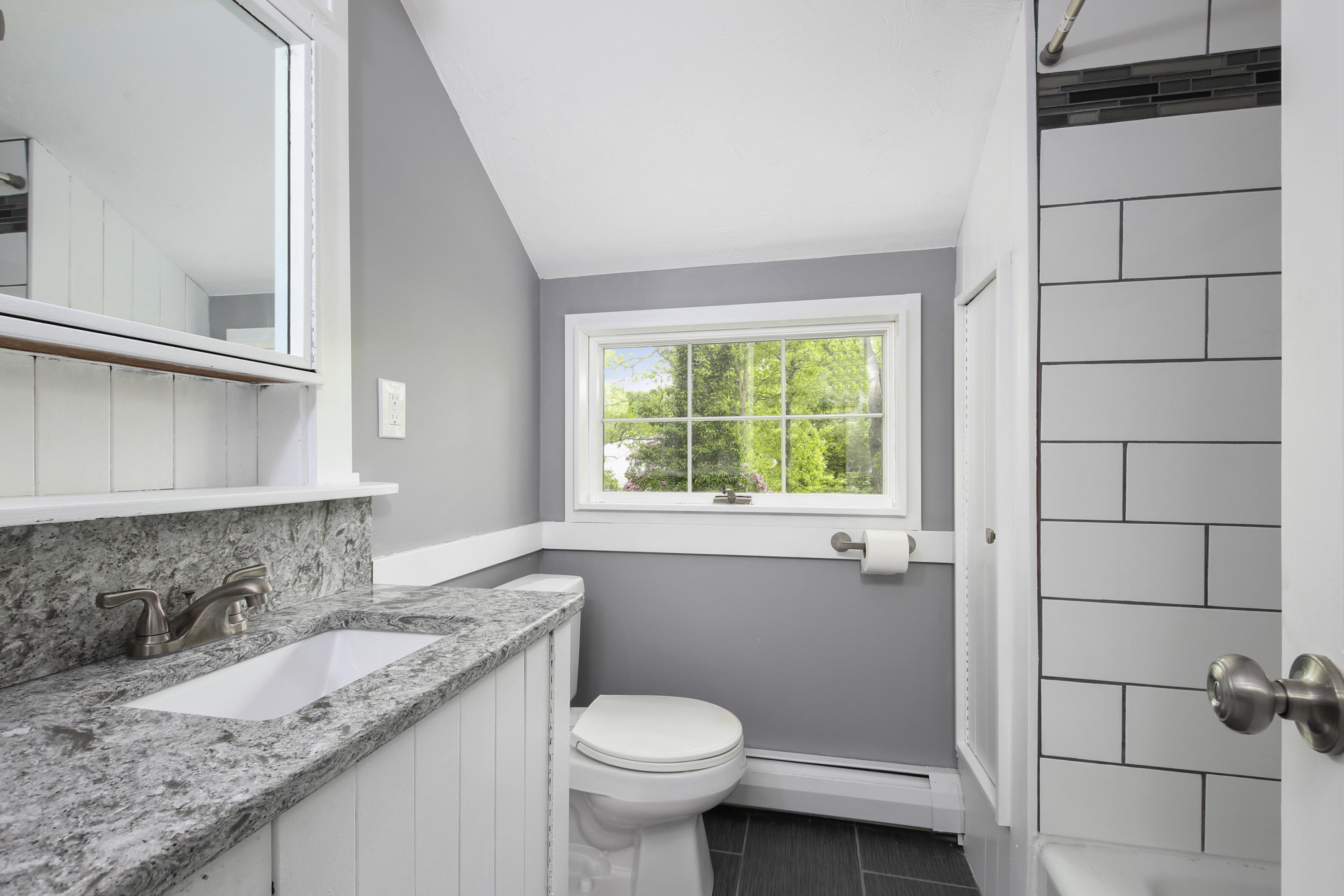 77 Farm Hill Road Centerville, MA 02632 - Photo 18 of 20 Upstairs Bath