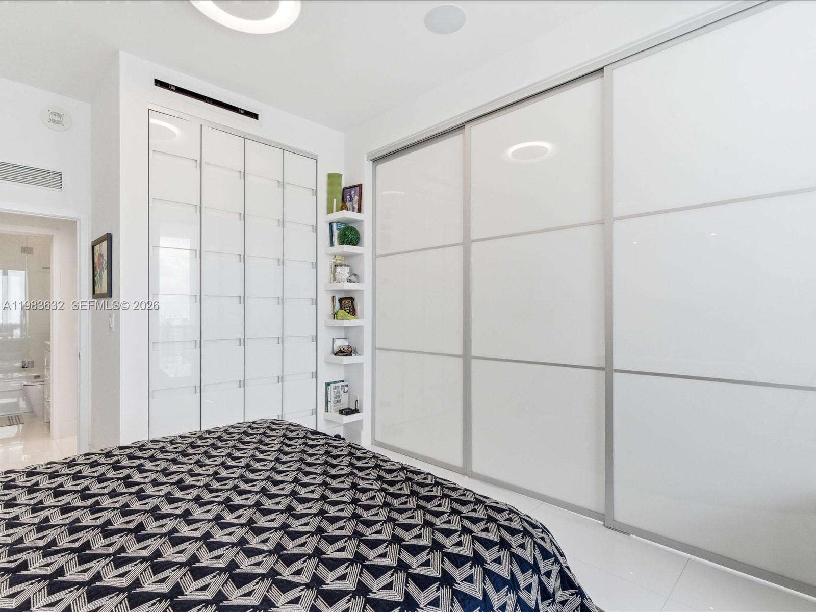 100 Lincoln Road, Unit PH10 Miami Beach, FL 33139 - Photo 14 of 33