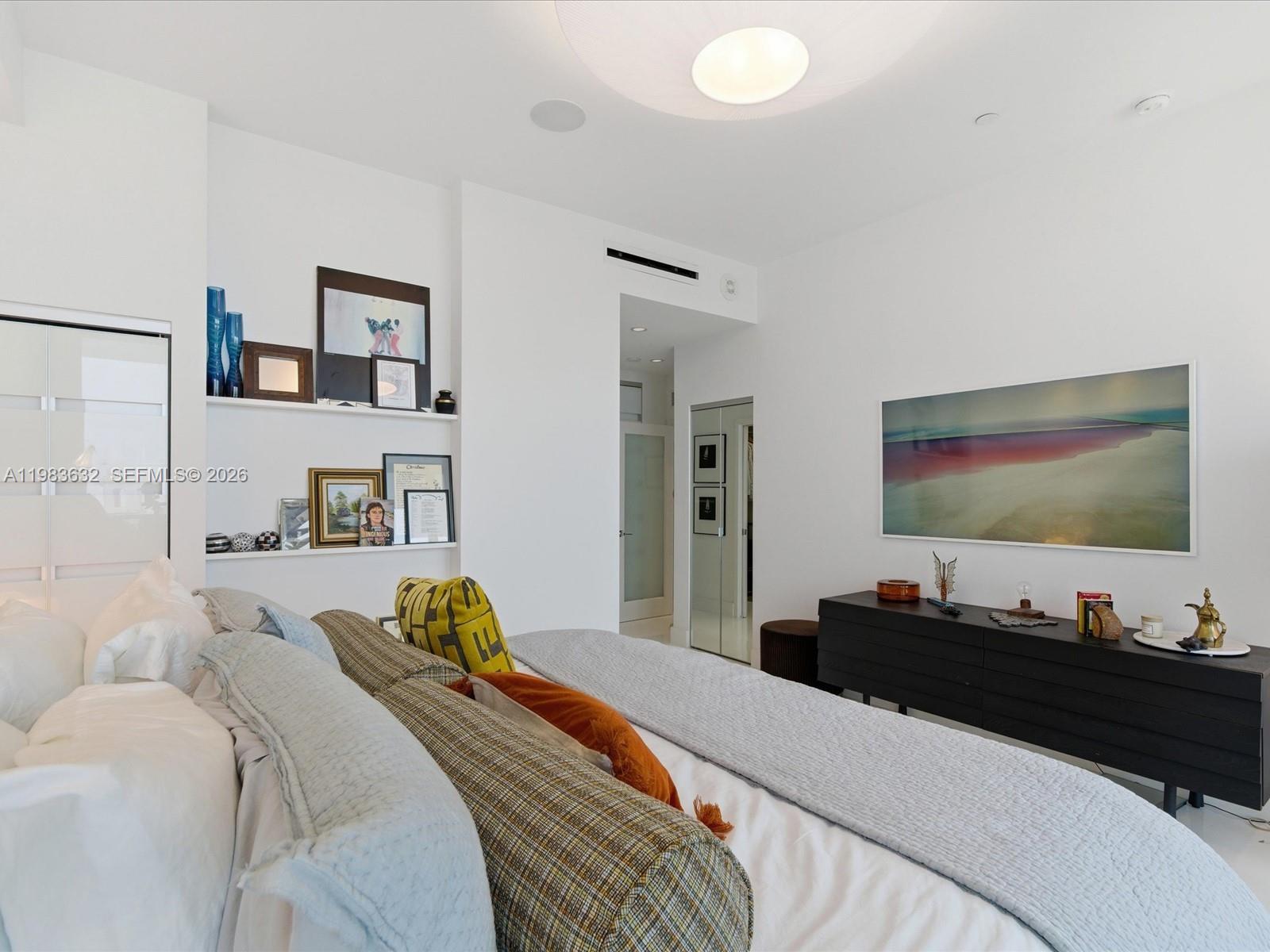 100 Lincoln Road, Unit PH10 Miami Beach, FL 33139 - Photo 22 of 33