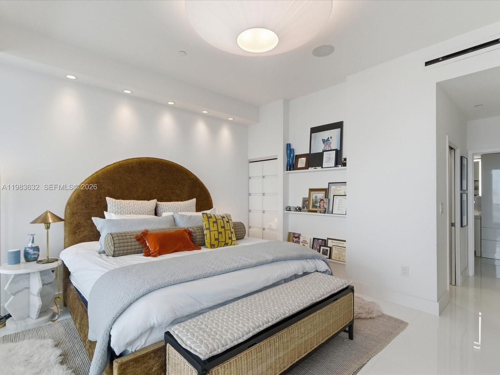 100 Lincoln Road, Unit PH10 Miami Beach, FL 33139 - Photo 23 of 33