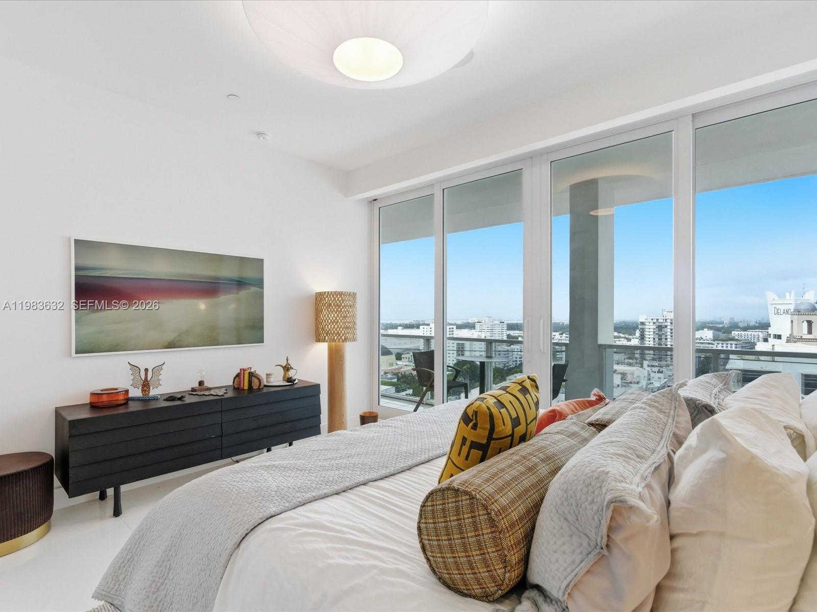 100 Lincoln Road, Unit PH10 Miami Beach, FL 33139 - Photo 25 of 33