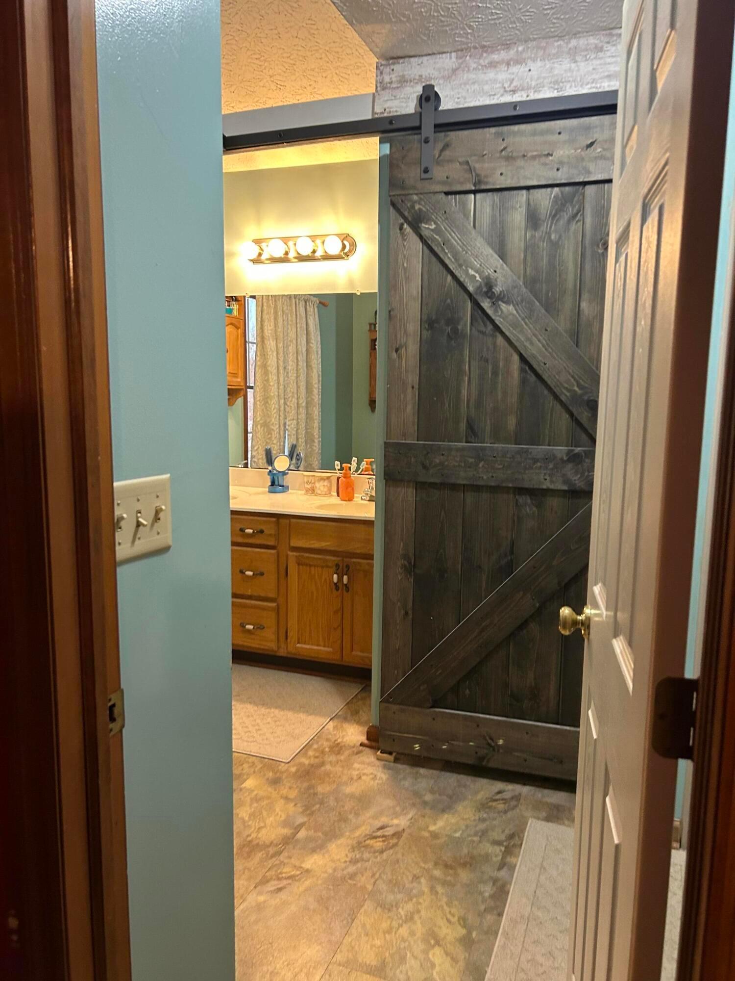 21855 Bolender Pontious Road Circleville, OH 43113 - Photo 12 of 16 Master bath