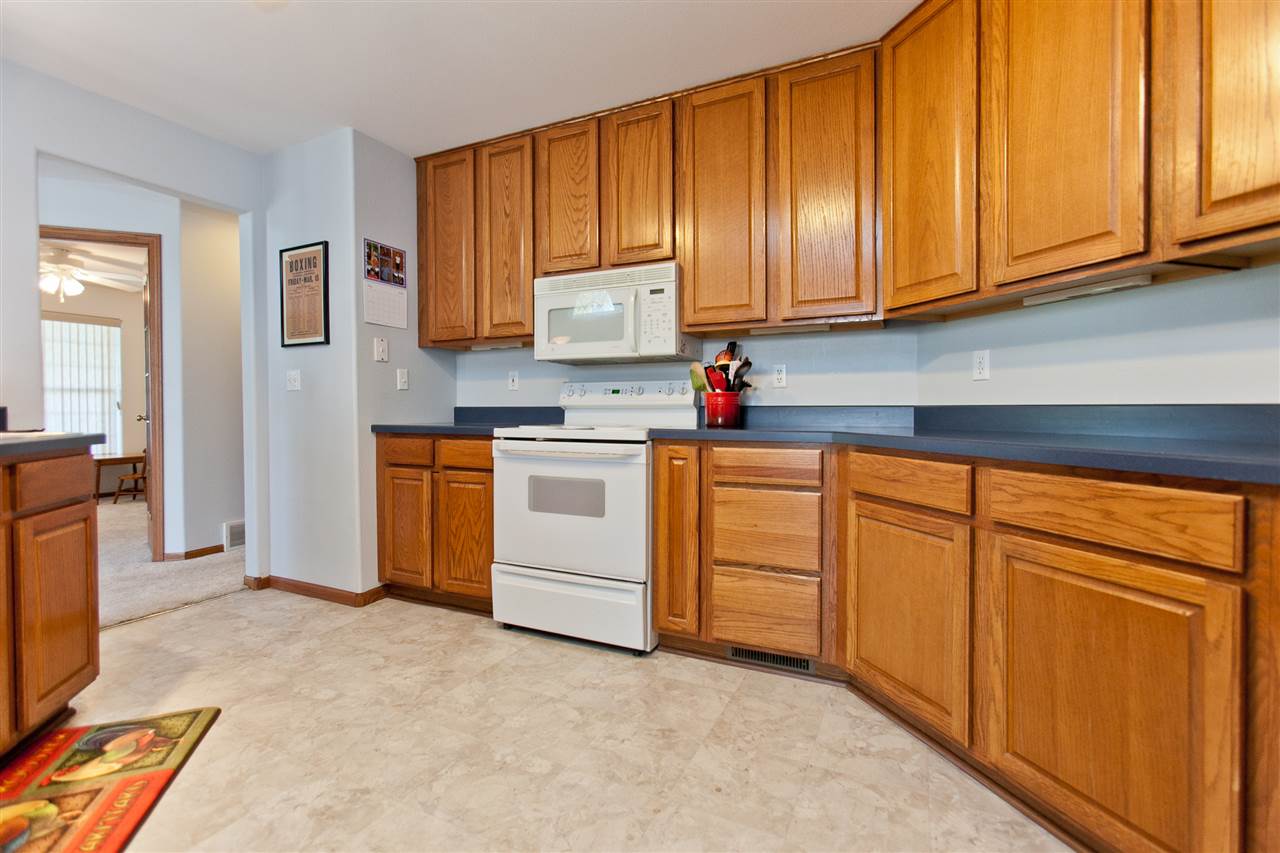 4950 Lucore Road Marion, IA 52302 - Photo 7 of 25 Gallery Image 7
