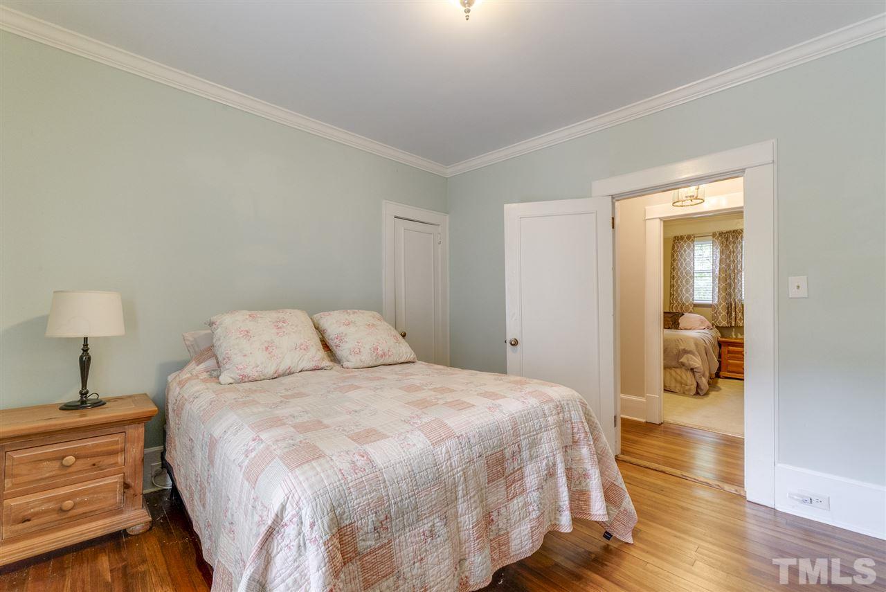 3306 Hope Valley Road Durham, NC 27707 - Photo 17 of 25 Gallery Image 17