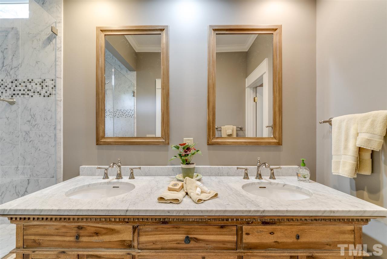 3306 Hope Valley Road Durham, NC 27707 - Photo 9 of 25 Gallery Image 9