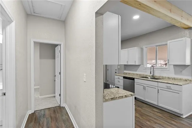 $164,950 | 323 West Hyde Park Avenue, St. Joseph, MO 64504