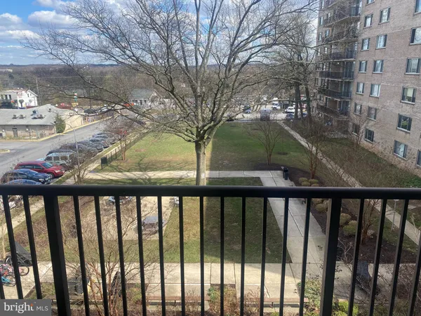 $1,950 | 4410 Oglethorpe Street, Unit 416, Hyattsville, MD 20781