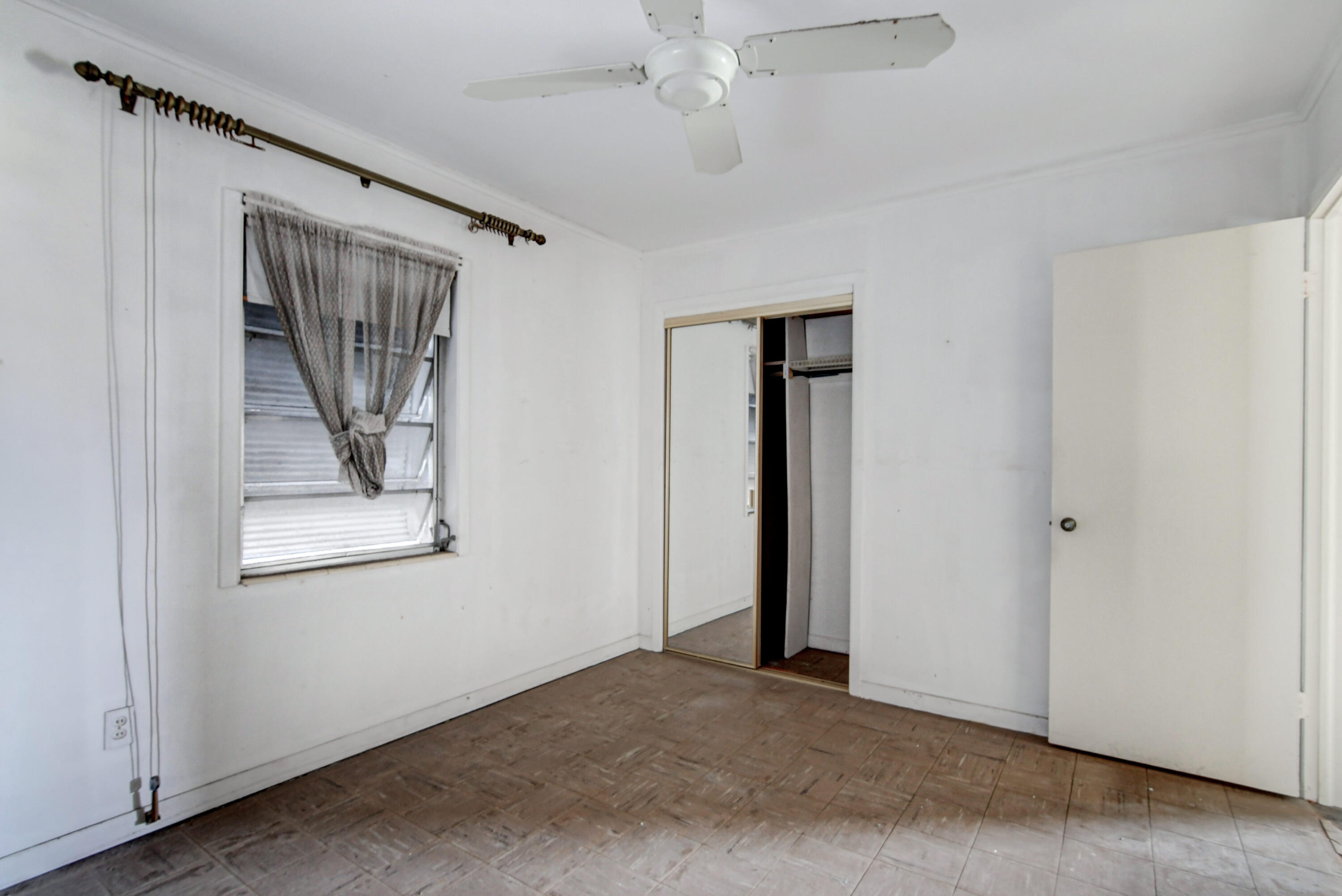 306 Elizabeth Road Lake Worth, FL 33461 - Photo 14 of 23 21_dsc_4777_78_79_80_81