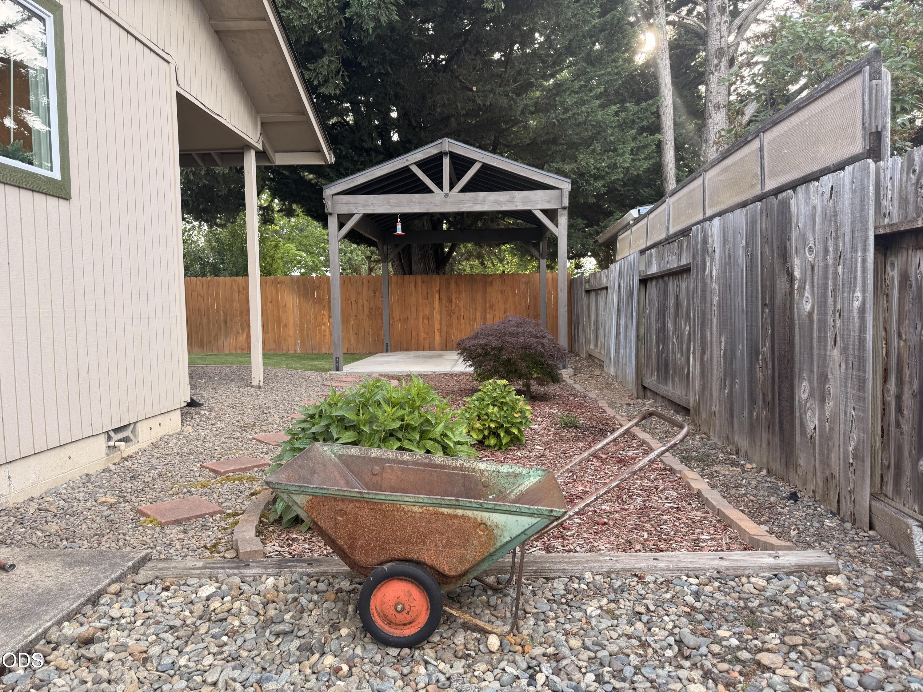 1002 Angler Lane Grants Pass, OR 97527 - Photo 22 of 23