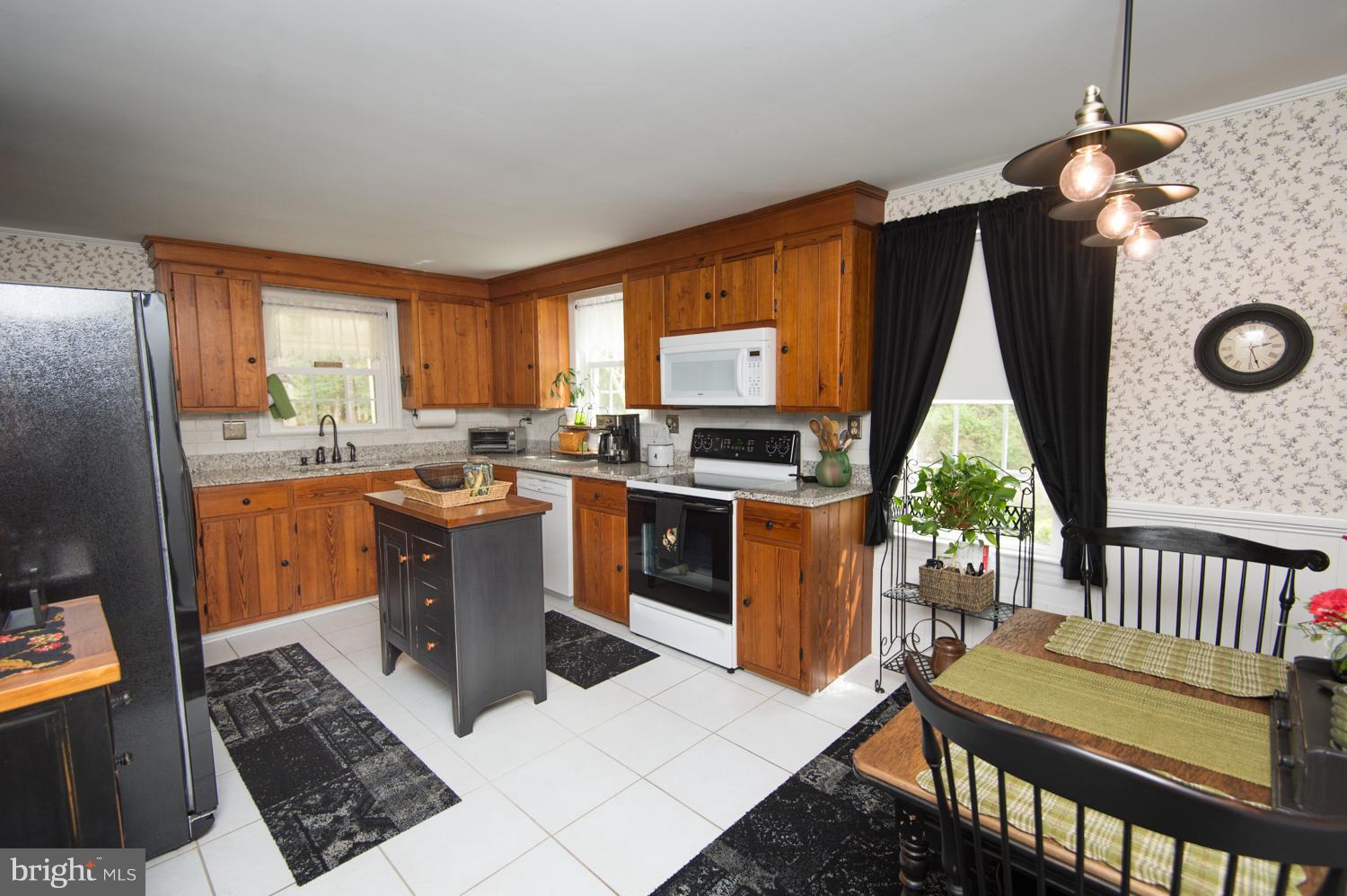 5525 Cassons Neck Road Cambridge, MD 21613 - Photo 12 of 30 Kitchen