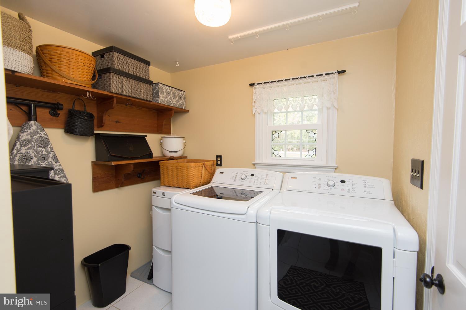 5525 Cassons Neck Road Cambridge, MD 21613 - Photo 20 of 30 Laundry room ...Washer & Dryer do not convey