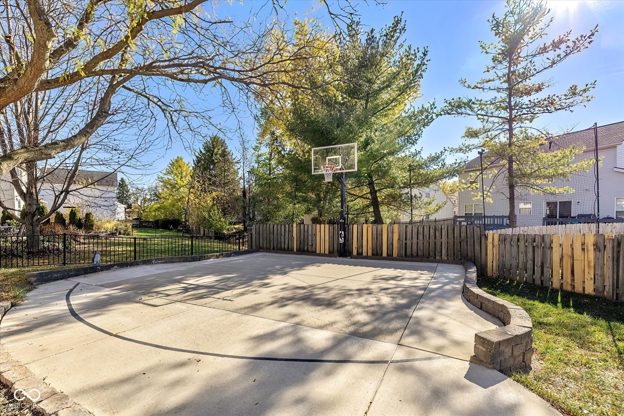 8955 Wooster Court Fishers, IN 46038 - Photo 34 of 40