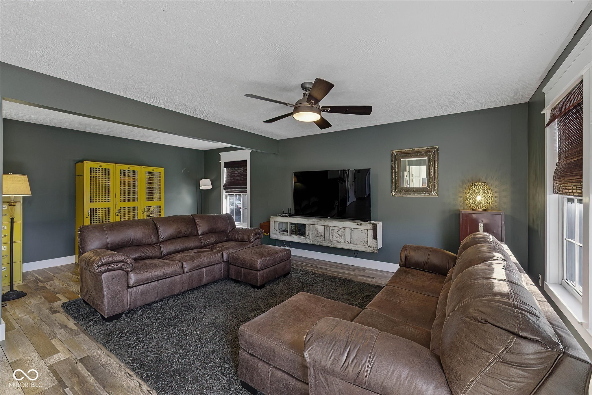 8955 Wooster Court Fishers, IN 46038 - Photo 8 of 40