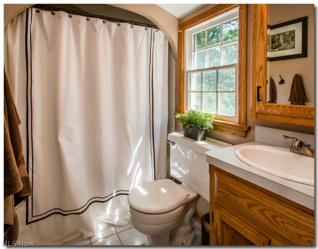 4267 Root Road North Olmsted, OH 44070 - Photo 19 of 25 Gallery Image 19