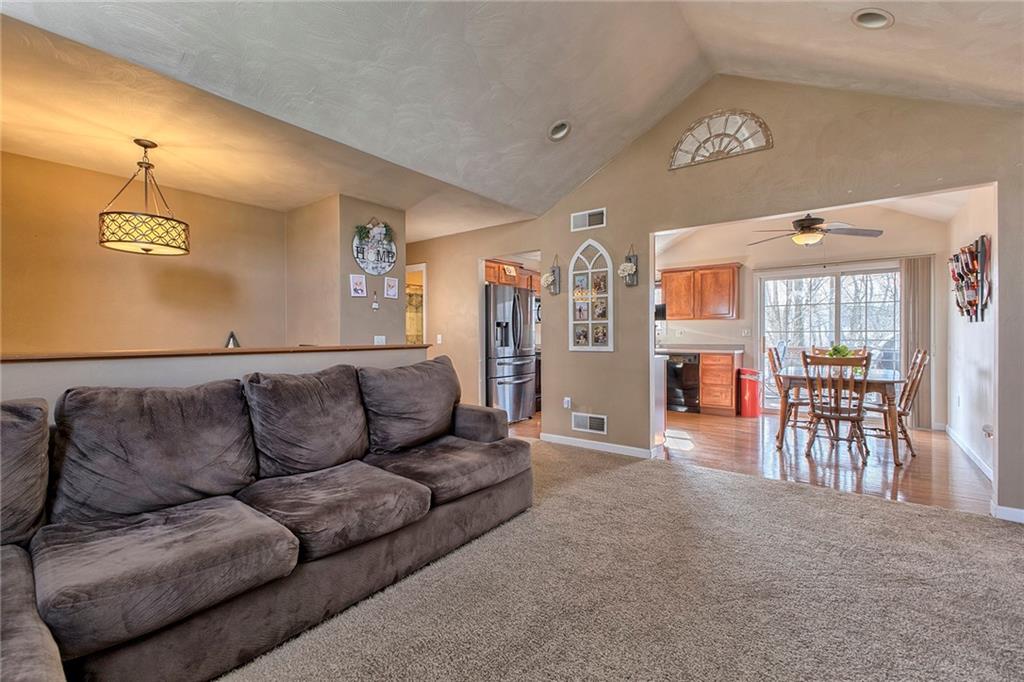 56 4th Street Irwin, PA 15642 - Photo 7 of 25