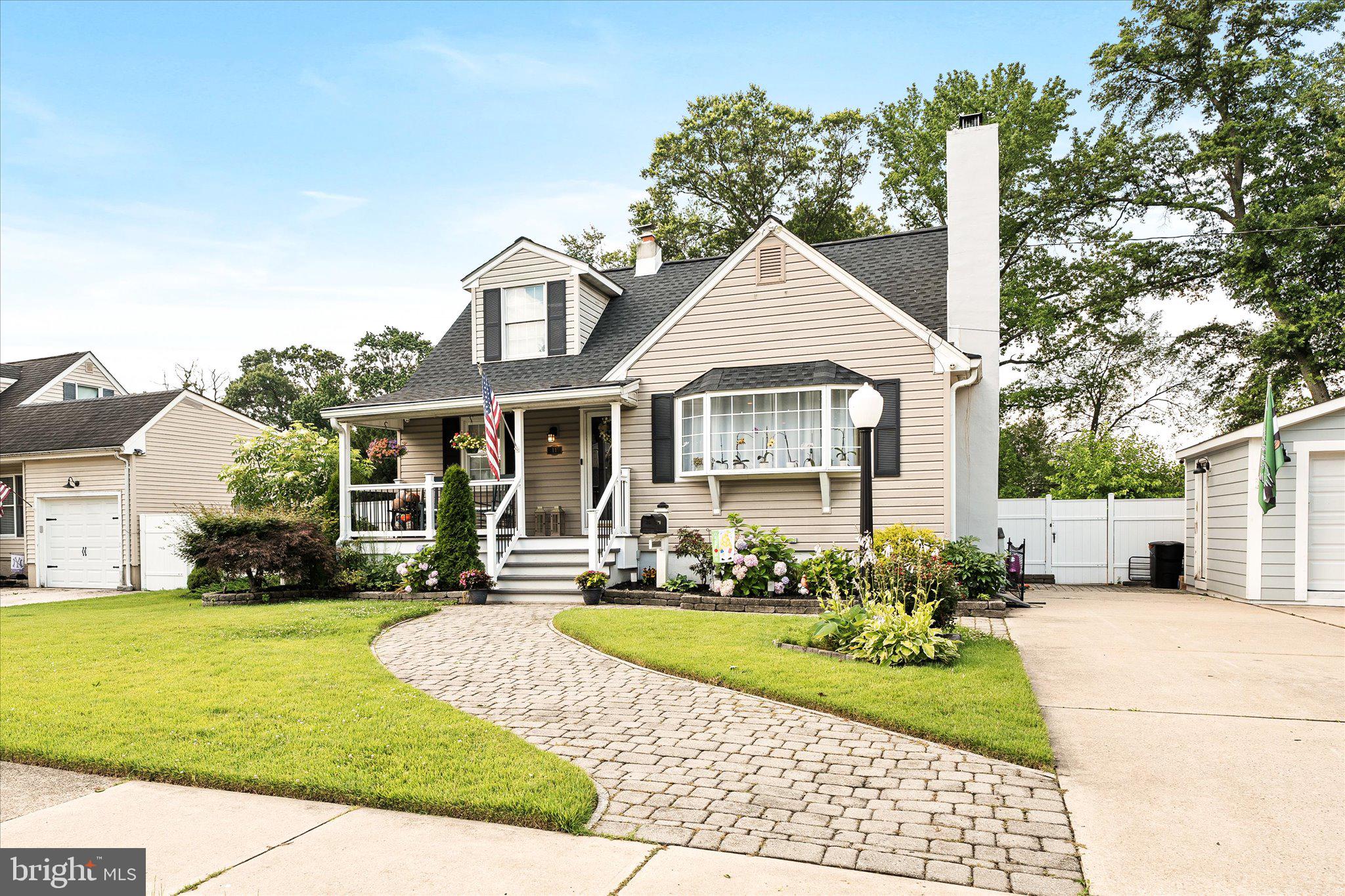 11 Kendall Road Hamilton, NJ 08690 - Photo 2 of 31