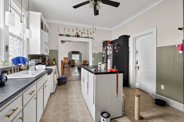 $159,000 | 1003 North Lee Street, Bloomington, IL 61701