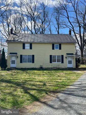 $650,000 | 9 Burke Circle, Hamilton, VA 20158