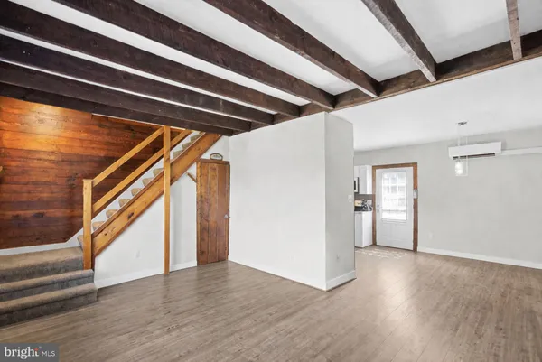 $650,000 | 9 Burke Circle, Hamilton, VA 20158