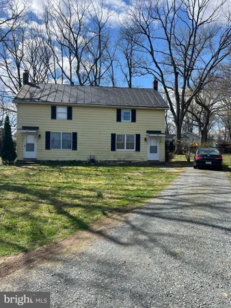 $650,000 | 9 Burke Circle, Hamilton, VA 20158