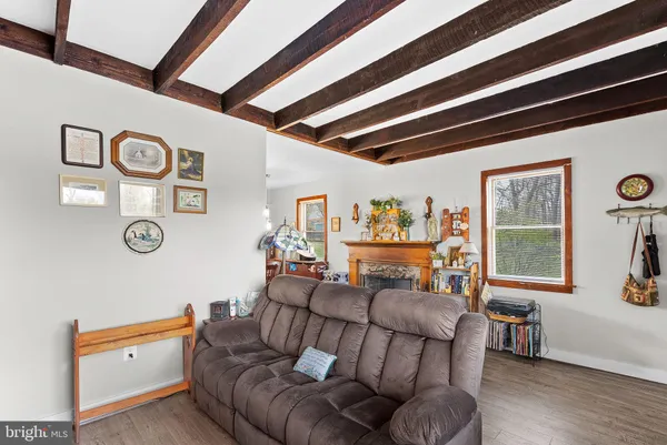 $650,000 | 9 Burke Circle, Hamilton, VA 20158