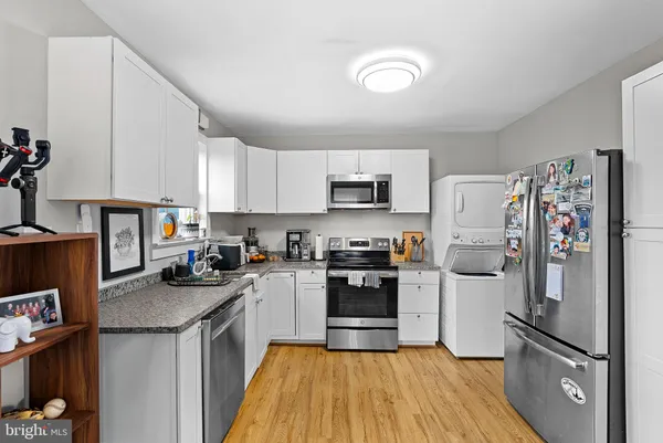 $650,000 | 9 Burke Circle, Hamilton, VA 20158