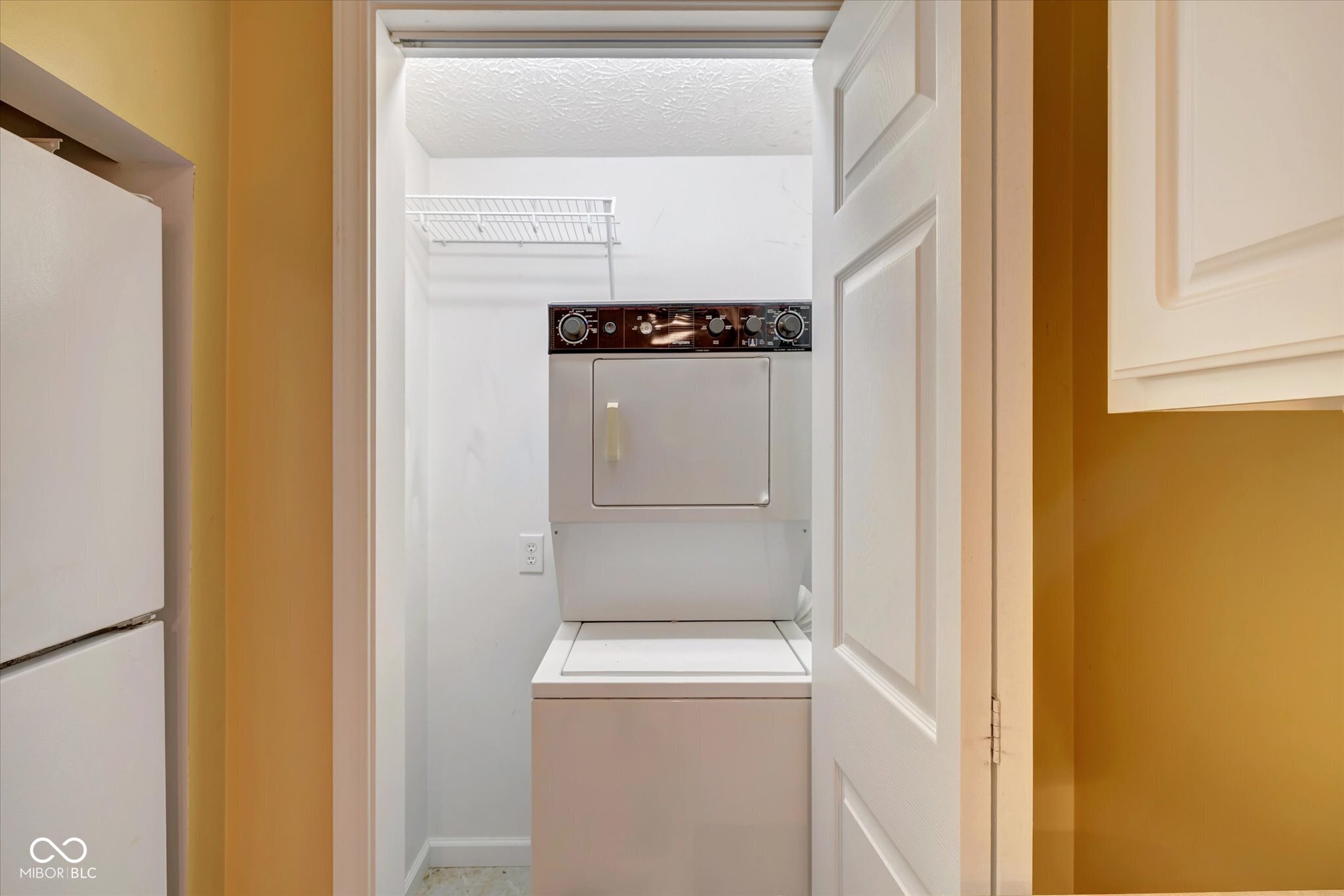 8667 South Strain Ridge Road Bloomington, IN 47401 - Photo 17 of 54 Gallery Image 17