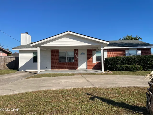 $1,600 | 904 Forestdale Avenue, Panama City, FL 32401