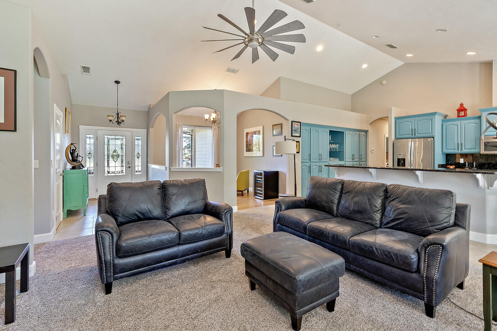 315 Summit Loop Grants Pass, OR 97527 - Photo 47 of 48 Open Floor plan!