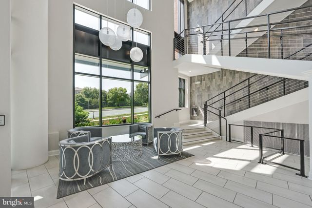 $720,000 | 2960 Vaden Drive, Unit 2305, Fairfax, VA 22031