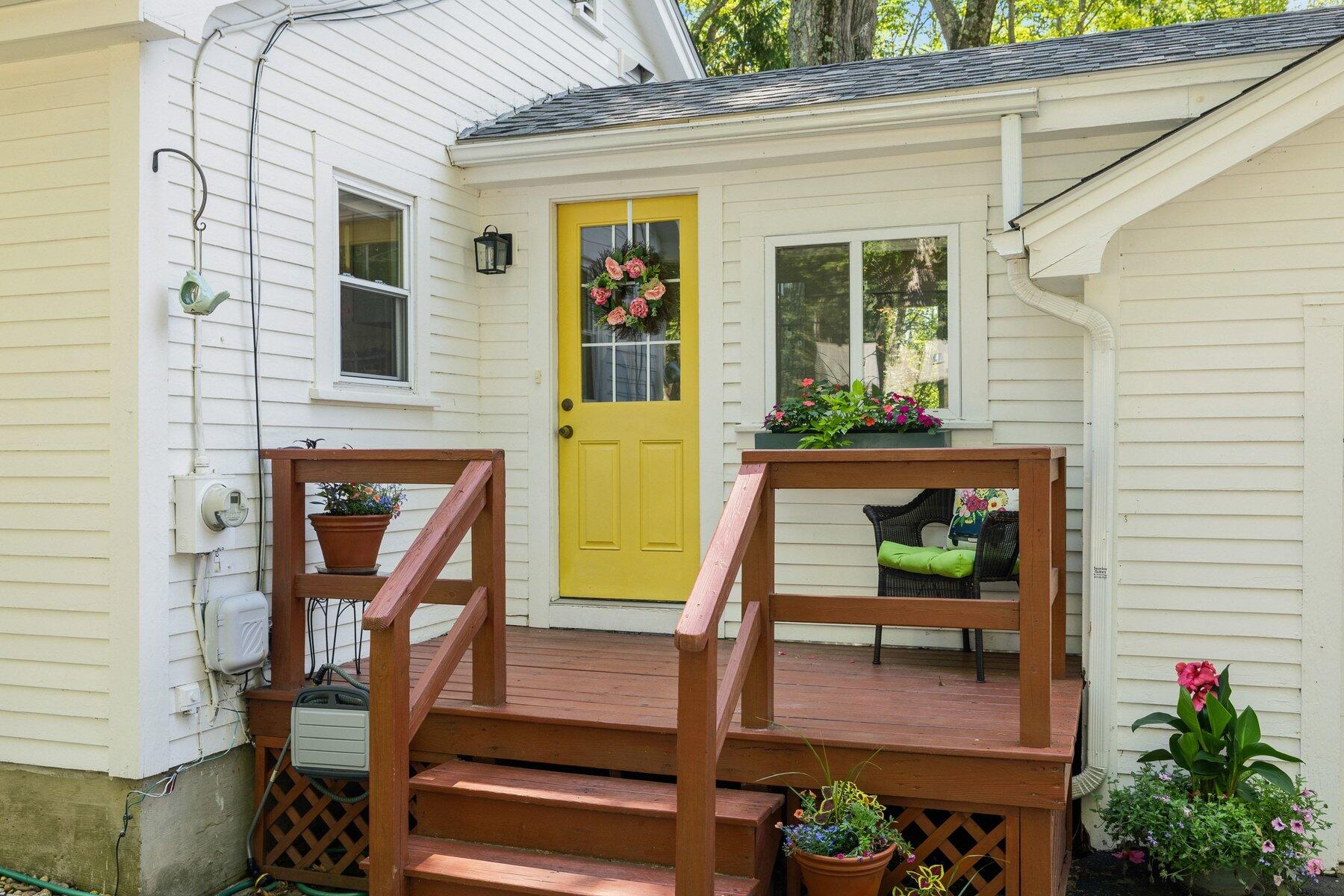 136 Martin Road Kittery, ME 03904 - Photo 4 of 39 023_seacoastrephoto-122_614