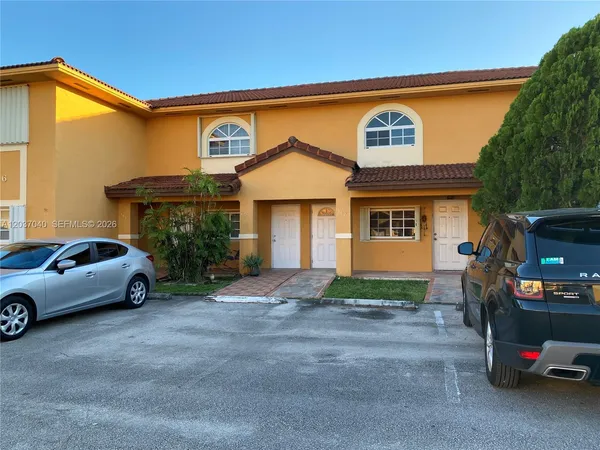 $2,250 | 3566 West 80th Street, Unit 20257, Hialeah, FL 33018