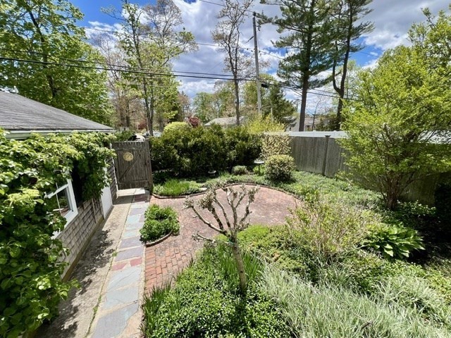 102 Main Street Marion, MA 02738 - Photo 8 of 35