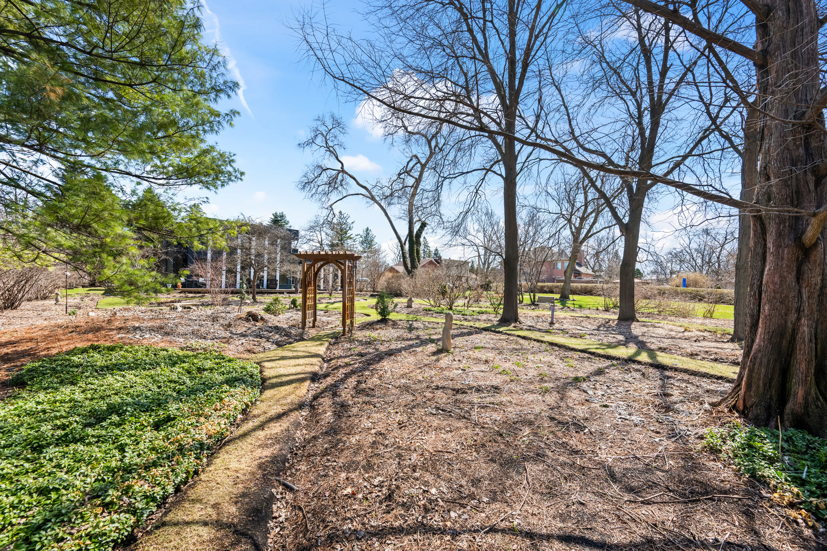 108 North Wheeling Road Prospect Heights, IL 60070 - Photo 42 of 45 Gallery Image 42