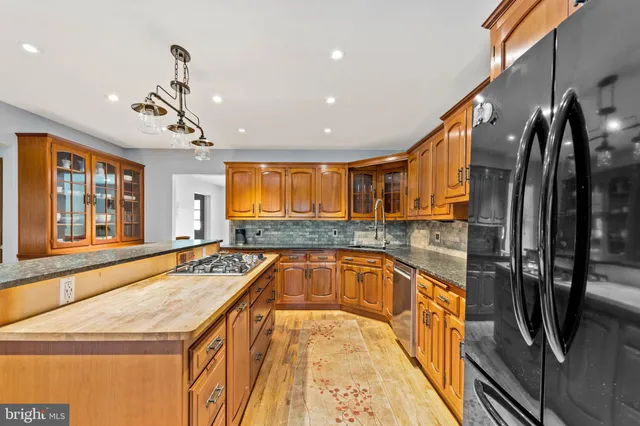 $1,299,500 | 380 Heritage Road, Sewell, NJ 08080