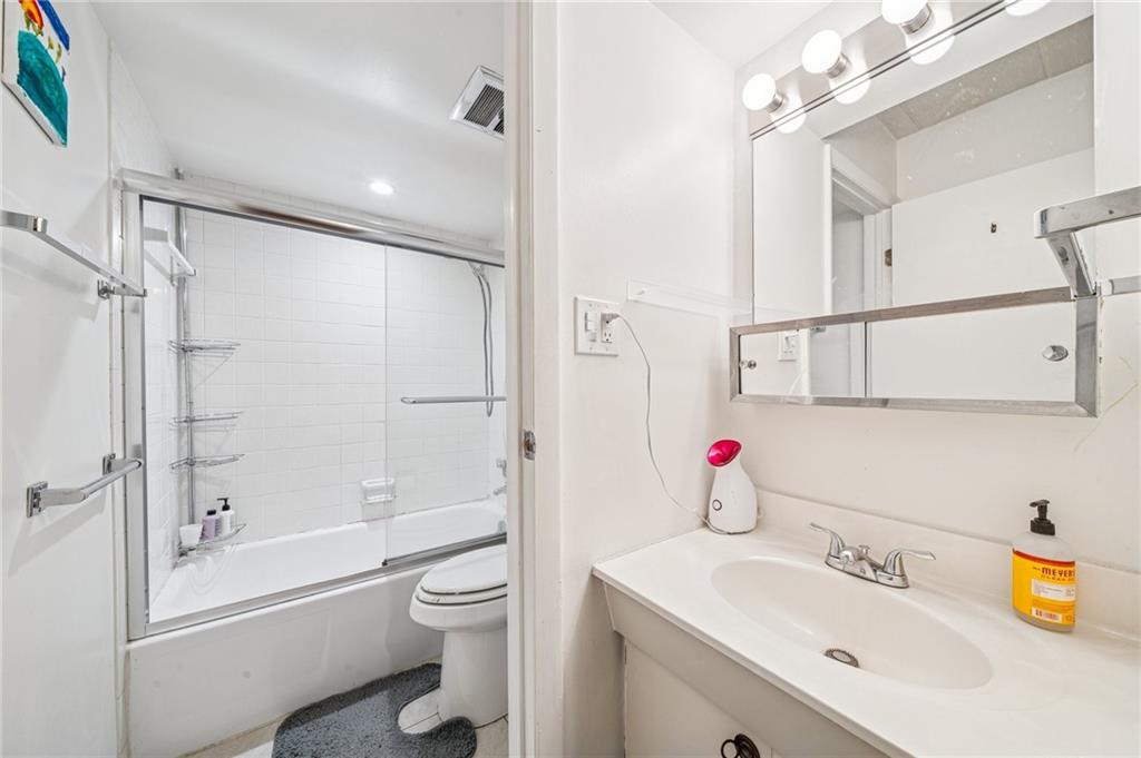 5 Bayard Road, Unit 212 Pittsburgh, PA 15213 - Photo 18 of 31 Gallery Image 18