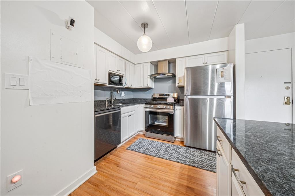 5 Bayard Road, Unit 212 Pittsburgh, PA 15213 - Photo 8 of 31 Gallery Image 8