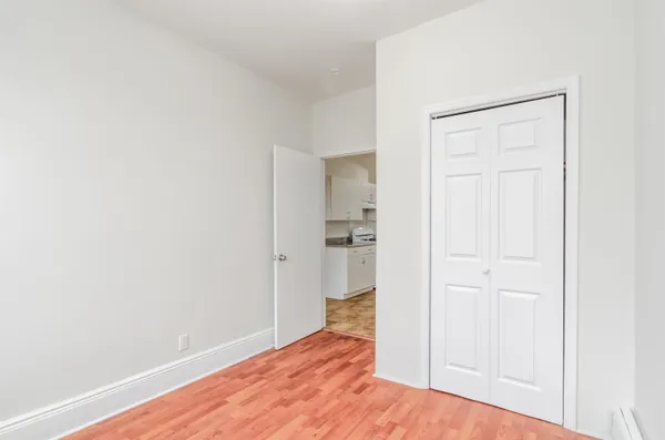 $1,800 | 121 West 19th Street, Unit 2R, Bayonne, NJ 07002