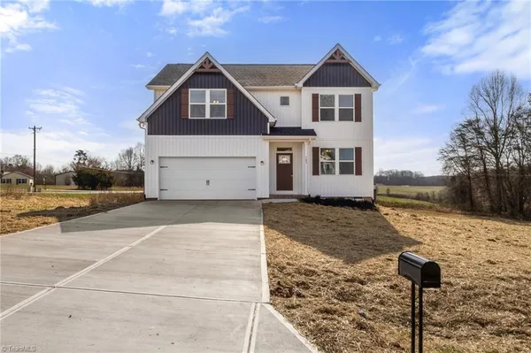 $359,900 | 105 Indian Wls Court, Harmony, NC 28634